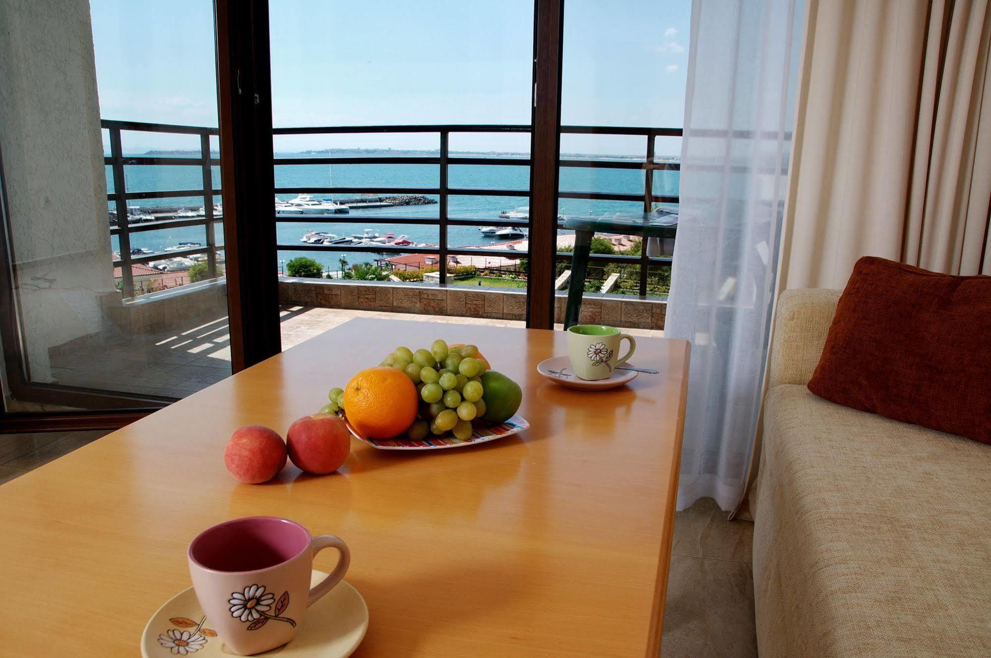Diamond Apartments Sveti Vlas Eksteriør bilde